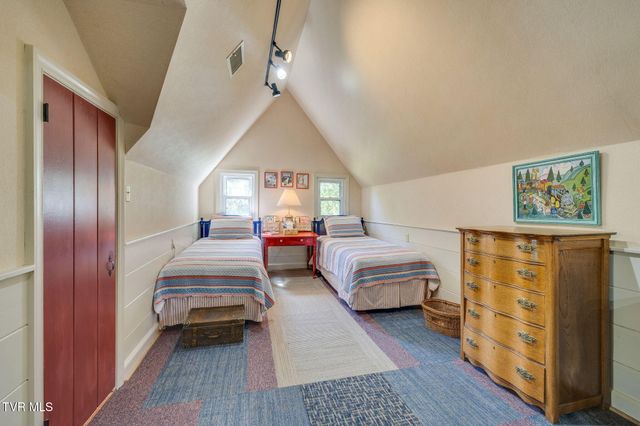 1385 Catawba Street, Kingsport, TN 37660