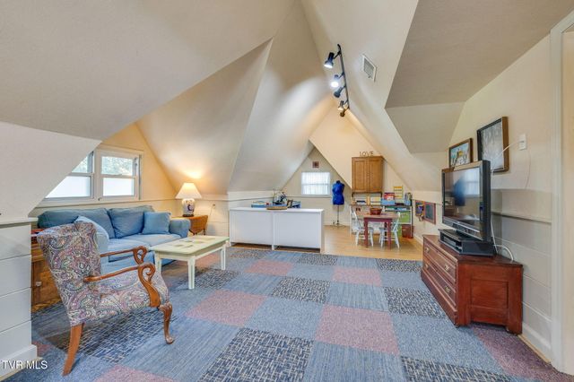 1385 Catawba Street, Kingsport, TN 37660