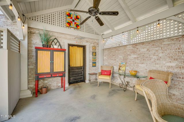 1385 Catawba Street, Kingsport, TN 37660