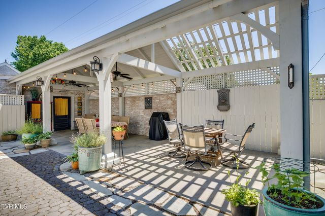 1385 Catawba Street, Kingsport, TN 37660