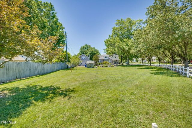 1385 Catawba Street, Kingsport, TN 37660