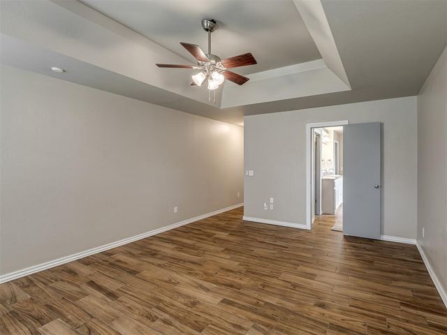 13928 Hunter Jackson Drive, Yukon, OK 73099
