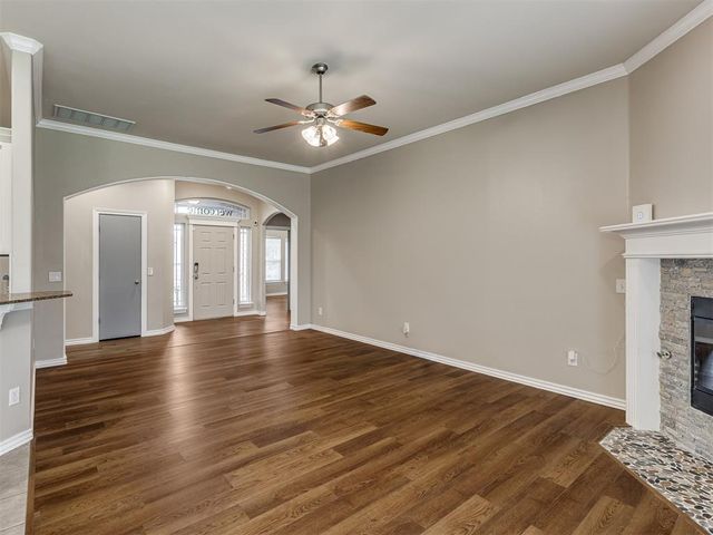 13928 Hunter Jackson Drive, Yukon, OK 73099