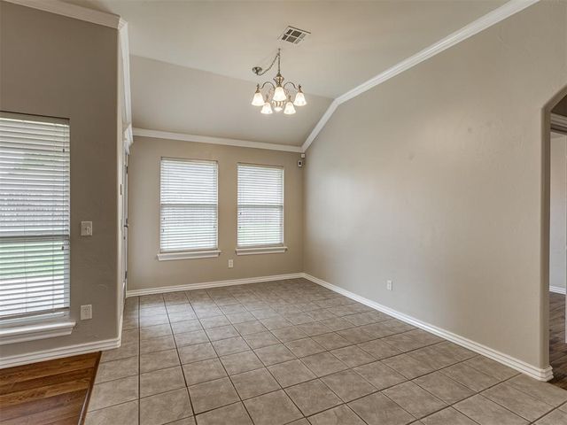 13928 Hunter Jackson Drive, Yukon, OK 73099