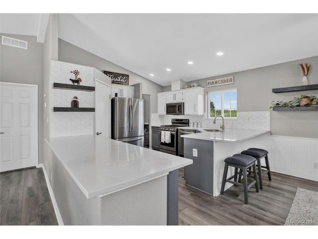 6528 Bow Meadows Dr, Elizabeth, CO 80107