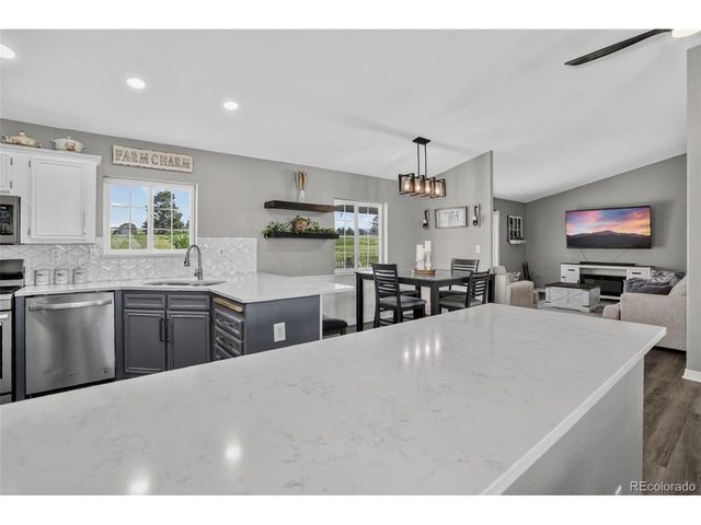 6528 Bow Meadows Dr, Elizabeth, CO 80107