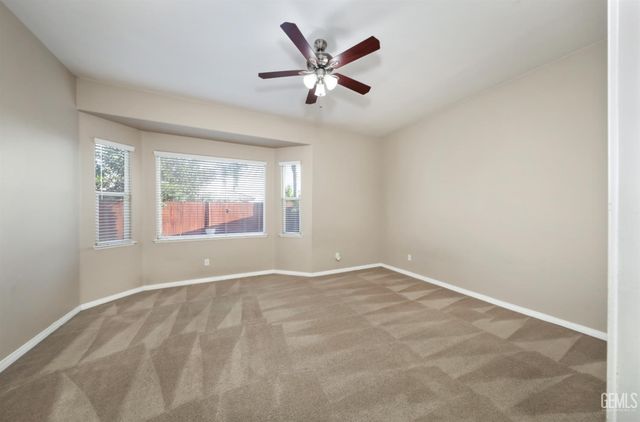 4619 Oceanrock Avenue, Bakersfield, CA 93313