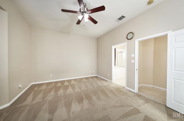 4619 Oceanrock Avenue, Bakersfield, CA 93313