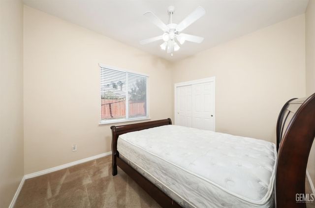 4619 Oceanrock Avenue, Bakersfield, CA 93313