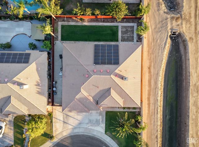 4619 Oceanrock Avenue, Bakersfield, CA 93313