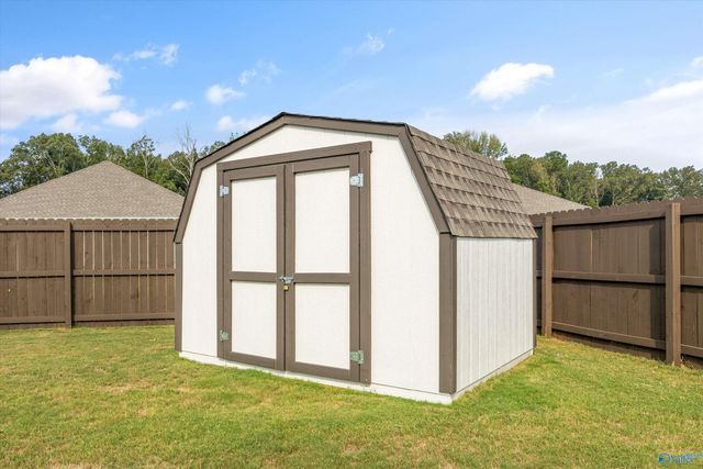15015 Demarie Lane, Athens, AL 35613