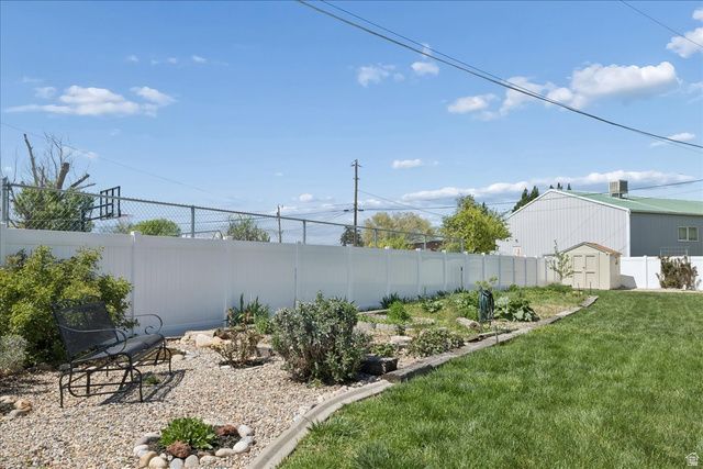 2312 S 1800 W, Syracuse, UT 84075