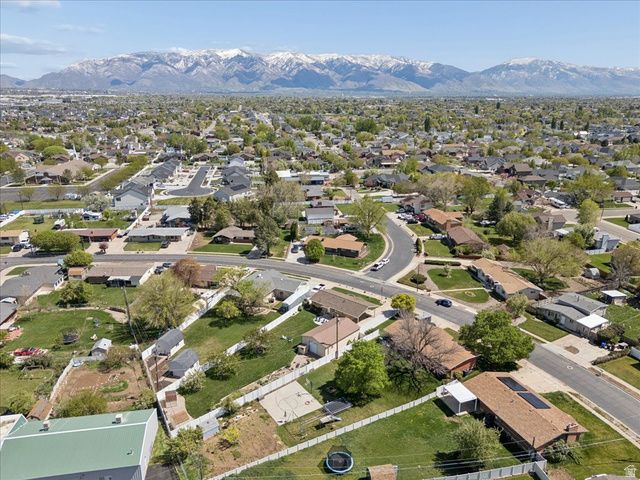 2312 S 1800 W, Syracuse, UT 84075