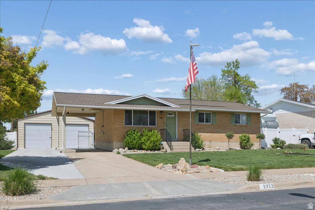 2312 S 1800 W, Syracuse, UT 84075