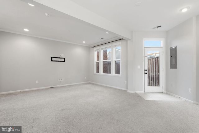 8923 QUARRY RD, Manassas, VA 20110