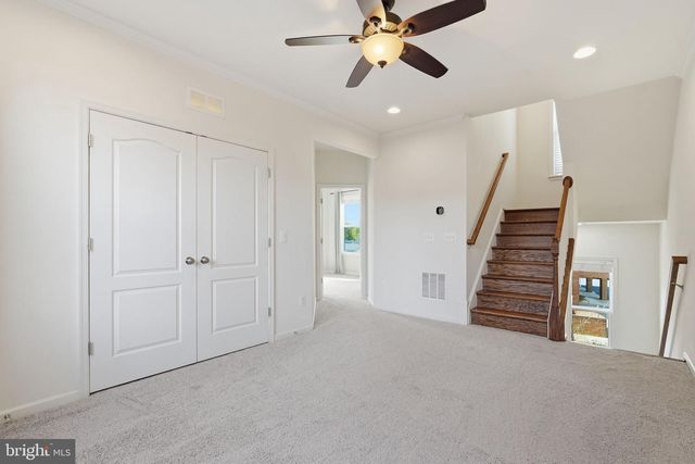 8923 QUARRY RD, Manassas, VA 20110