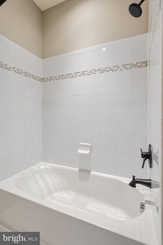 8923 QUARRY RD, Manassas, VA 20110