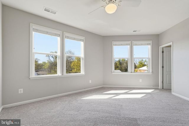 8923 QUARRY RD, Manassas, VA 20110