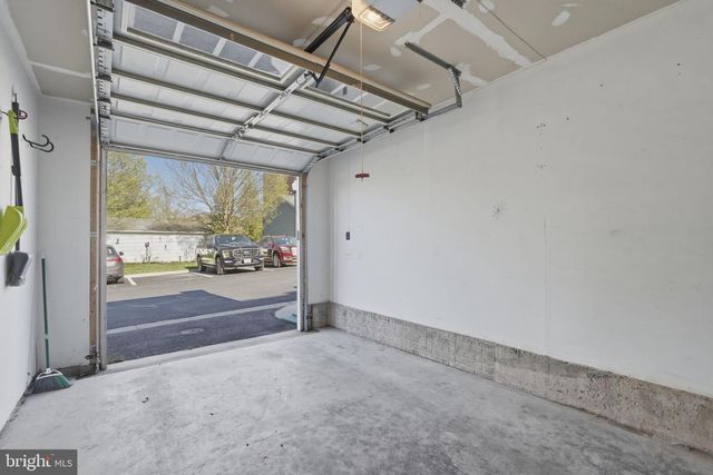 8923 QUARRY RD, Manassas, VA 20110