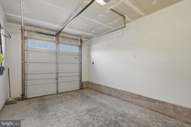 8923 QUARRY RD, Manassas, VA 20110