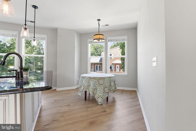 8923 QUARRY RD, Manassas, VA 20110