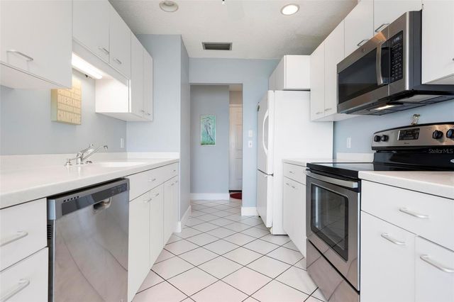 3859 CATALINA DRIVE, Bradenton, FL 34210