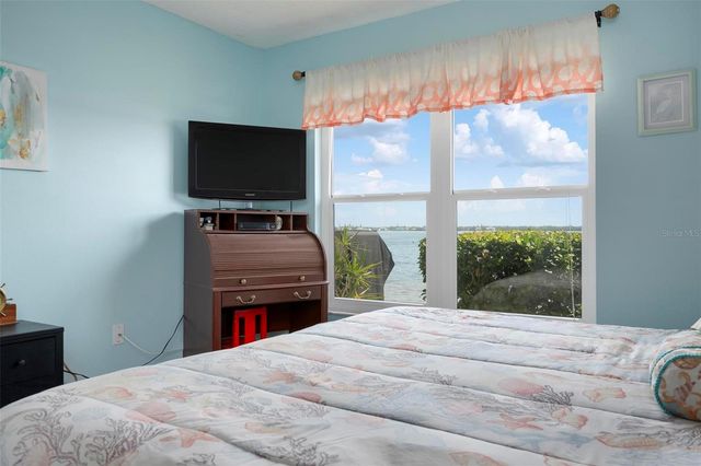 3859 CATALINA DRIVE, Bradenton, FL 34210