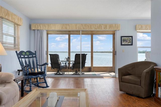 3859 CATALINA DRIVE, Bradenton, FL 34210