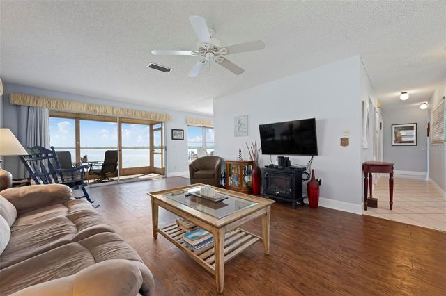 3859 CATALINA DRIVE, Bradenton, FL 34210