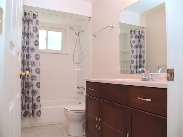 2339 Pontiac Trail, Ann Arbor, MI 48105