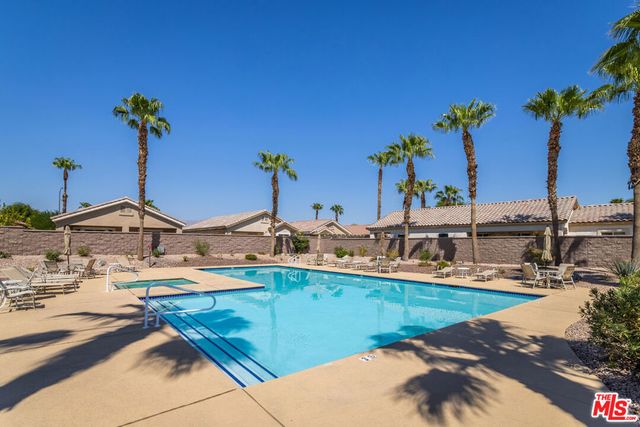 78725 Rockwell Circle, Palm Desert, CA 92211