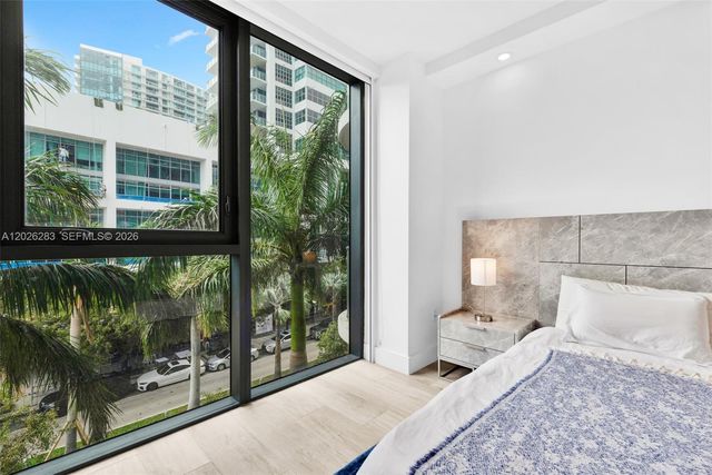 121 NE 34th St L304, Miami, FL 33137
