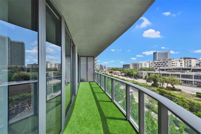121 NE 34th St L304, Miami, FL 33137