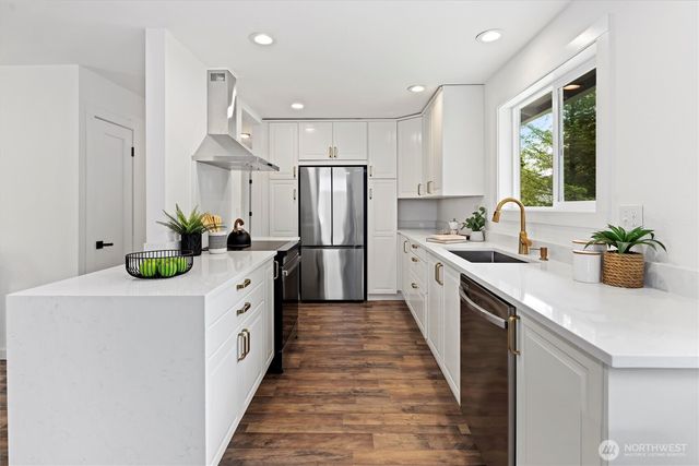 39845 SE Spruce Street, Snoqualmie, WA 98065