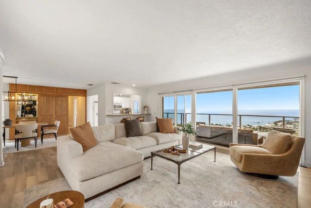 1651 Thurston Drive, Laguna Beach, CA 92651