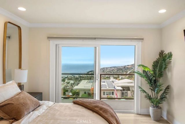 1651 Thurston Drive, Laguna Beach, CA 92651