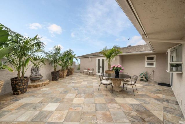 1651 Thurston Drive, Laguna Beach, CA 92651