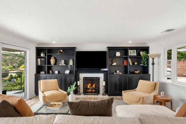 1651 Thurston Drive, Laguna Beach, CA 92651