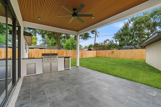 5411 Yarwell Drive, Houston, TX 77096