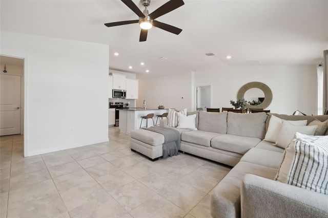893 LAUREL VIEW WAY, Groveland, FL 34736