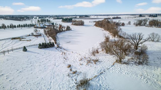 3724 345th Avenue NE, Cambridge, MN 55008