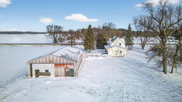 3724 345th Avenue NE, Cambridge, MN 55008