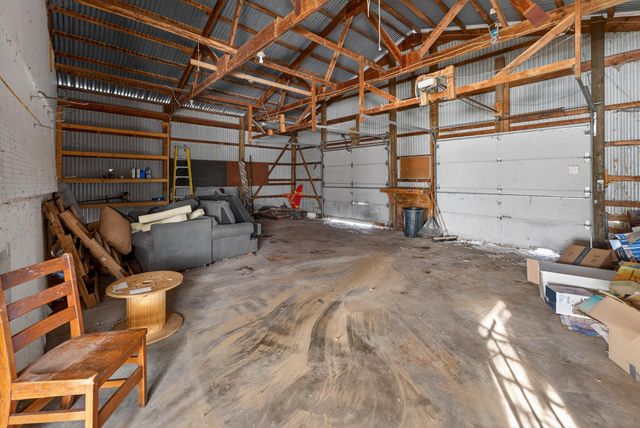 3724 345th Avenue NE, Cambridge, MN 55008