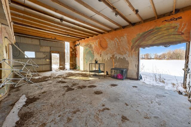 3724 345th Avenue NE, Cambridge, MN 55008