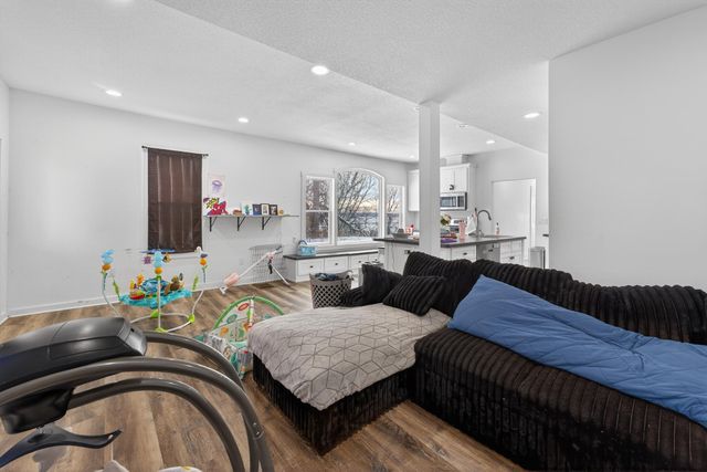 3724 345th Avenue NE, Cambridge, MN 55008