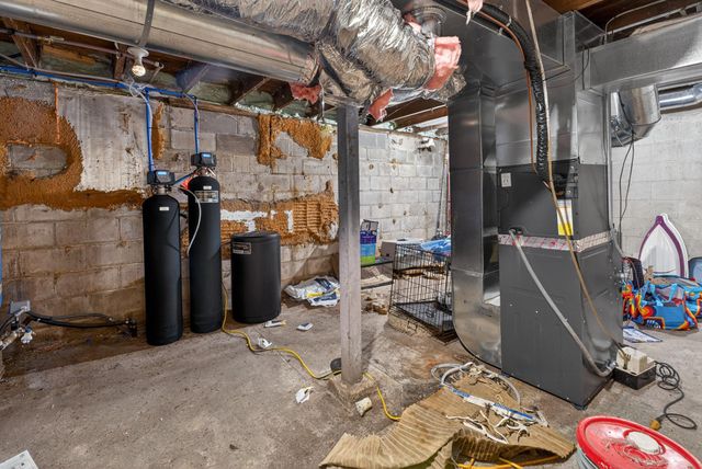 3724 345th Avenue NE, Cambridge, MN 55008