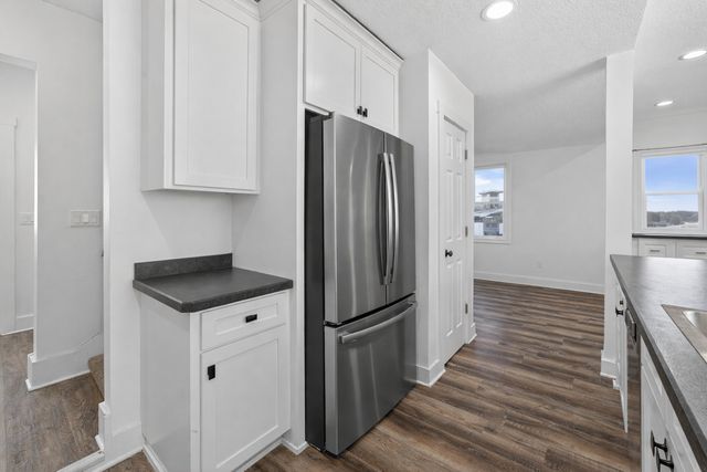 3724 345th Avenue NE, Cambridge, MN 55008