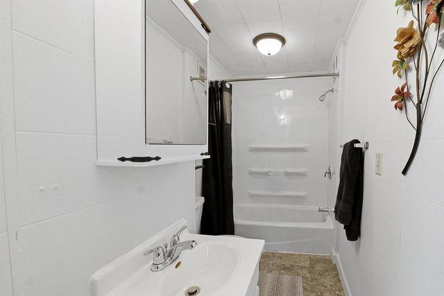 106 W Main Street, Beaver Dam, WI 53916
