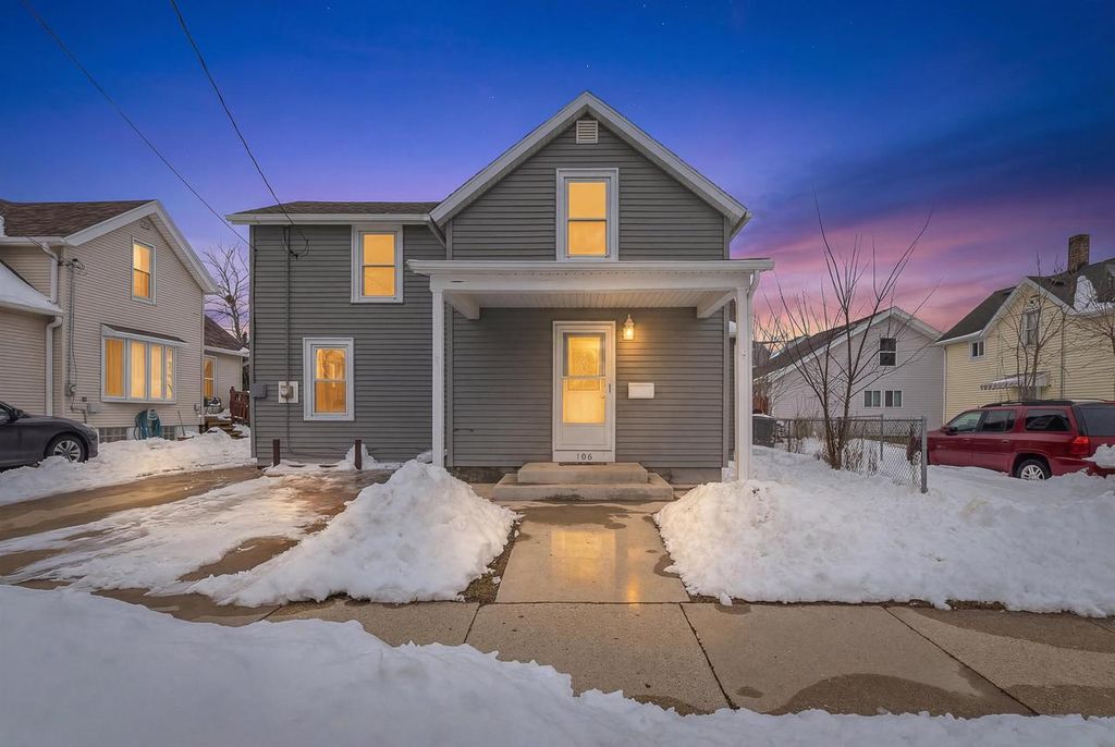 106 W Main Street, Beaver Dam, WI 53916