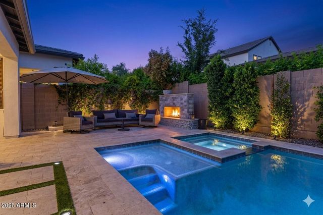 17182 W THOUSAND OAKS Street, Surprise, AZ 85388